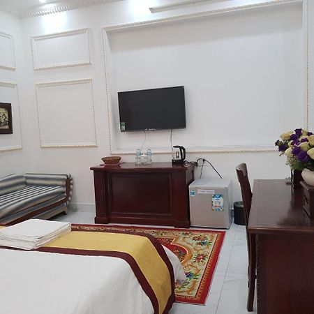 Kim Cuong - Hotel Near Tan Son Nhat Airport Ho Chi Minh-staden Exteriör bild